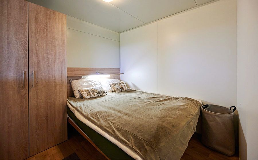 Spalnica v mobilni hiški